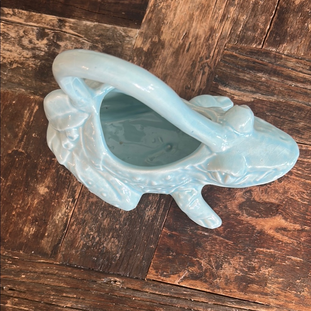 Light Blue Frog watering pitcher,marked McCoy USA on bottom. - Picture 3 of 5